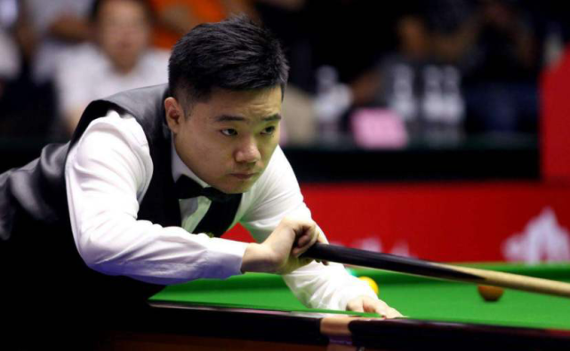 平高而著称 平高而著称