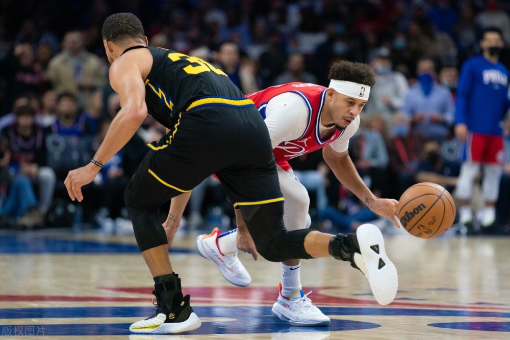 舆论风暴的 舆论风暴的